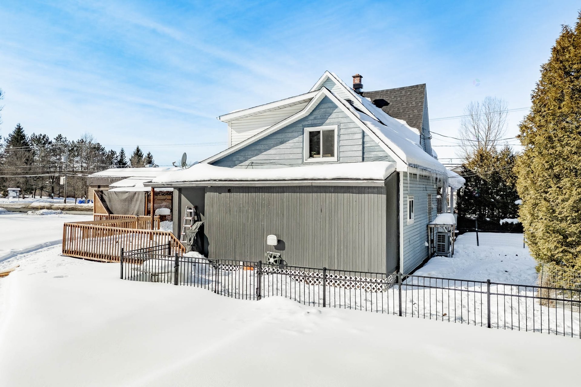 









390


Rue Principale

,
Stoke,




QC
J0B3G0

