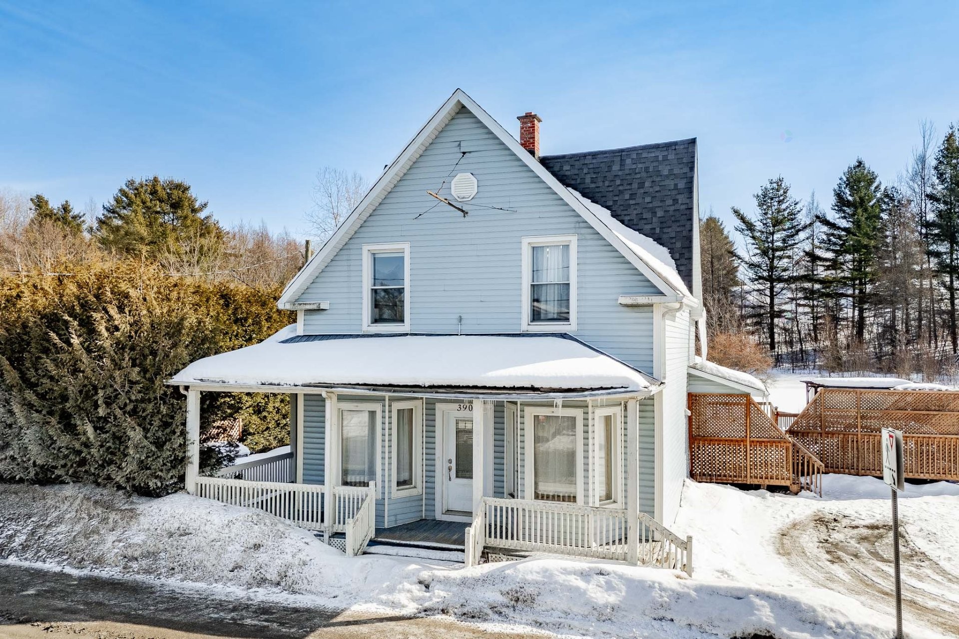 









390


Rue Principale

,
Stoke,




QC
J0B3G0

