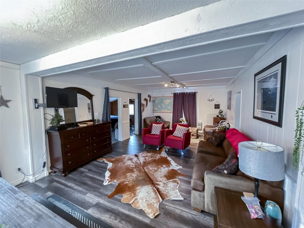 









5844


Highway 33

,
Beaverdell,




BC
V0H 1Y0

