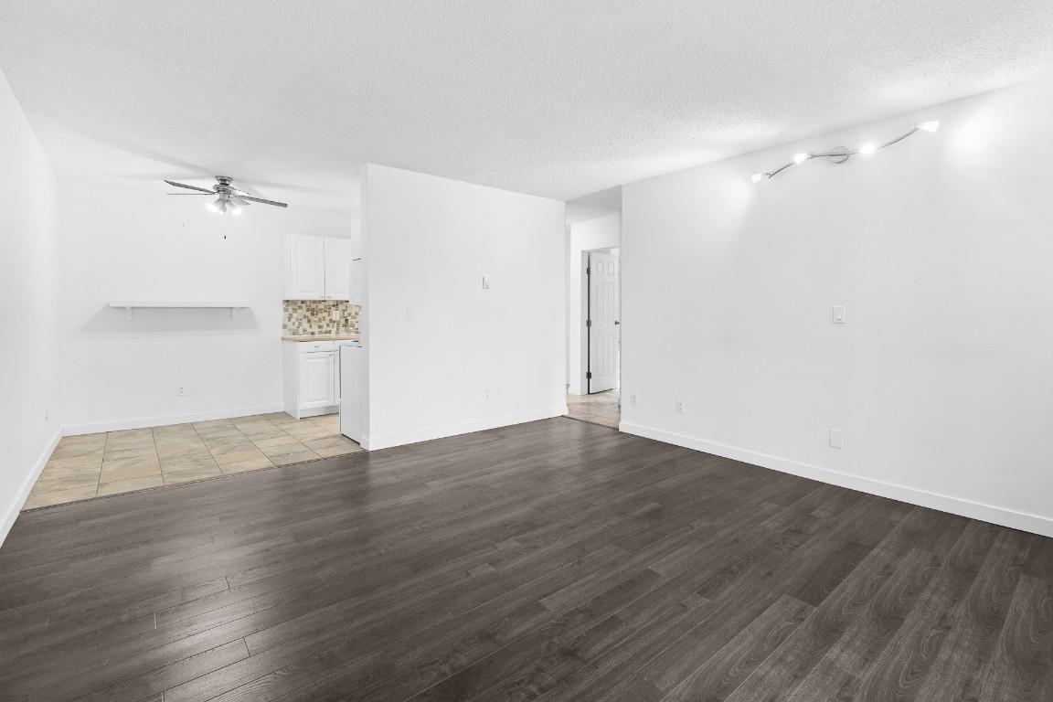 









445


All Star

Court, 112,
Kelowna,




BC
V1X 5N7

