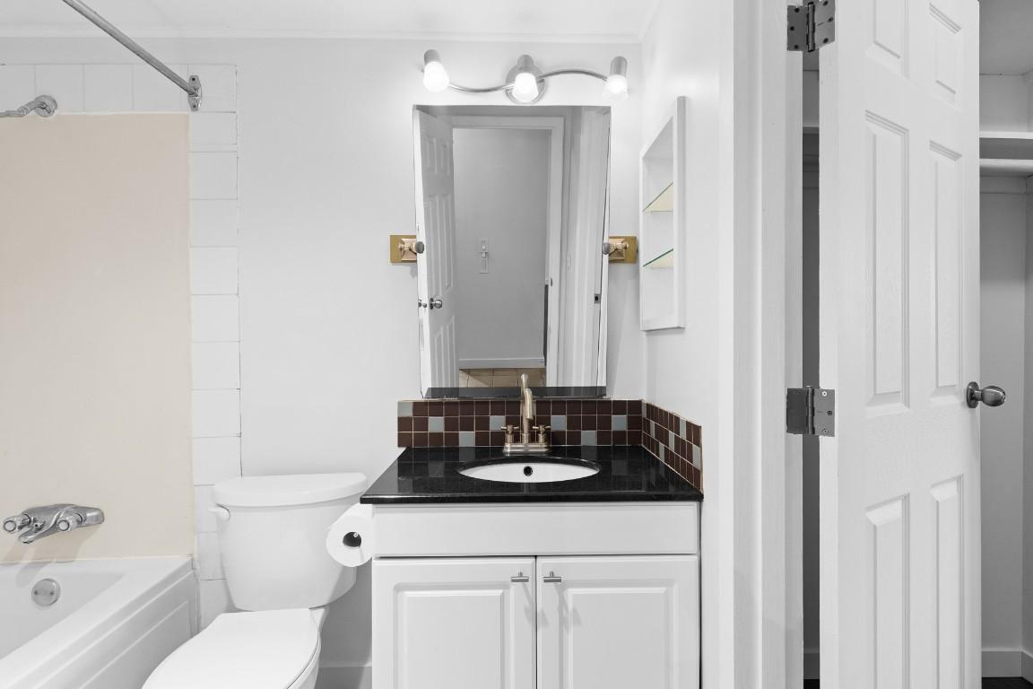 









445


All Star

Court, 112,
Kelowna,




BC
V1X 5N7

