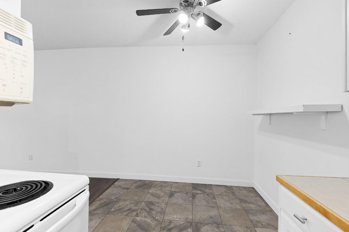 









445


All Star

Court, 112,
Kelowna,




BC
V1X 5N7

