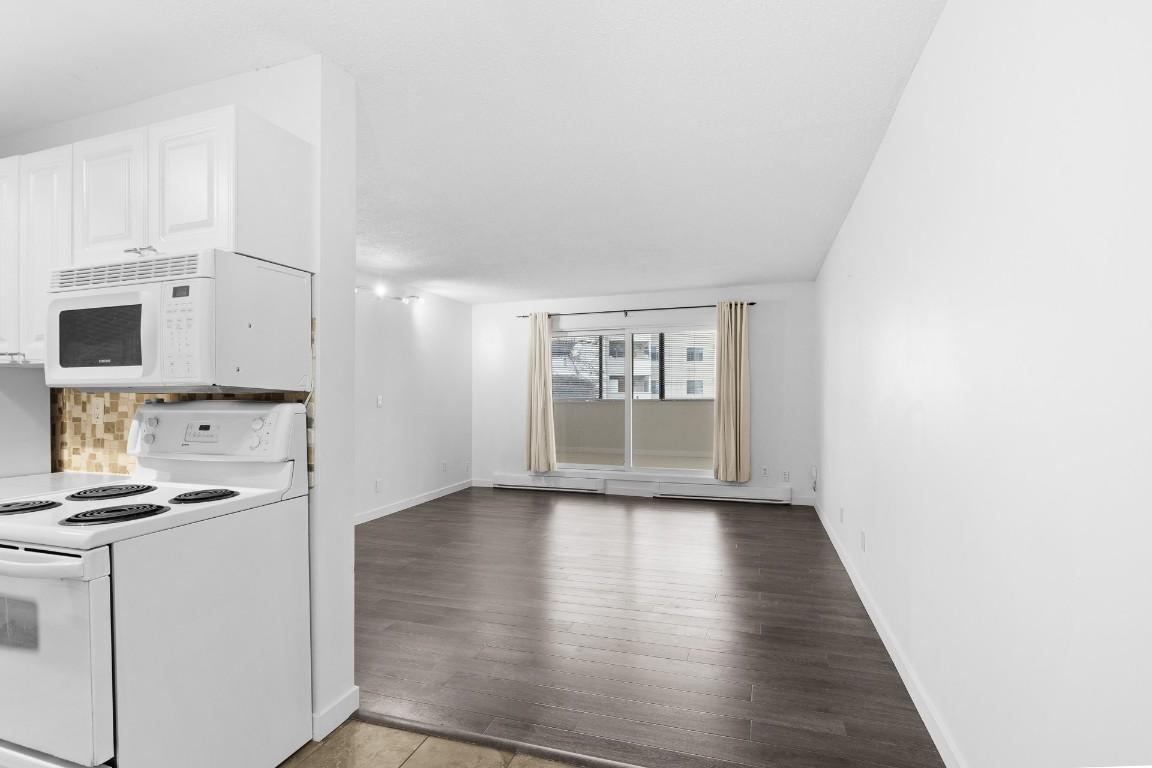 









445


All Star

Court, 112,
Kelowna,




BC
V1X 5N7

