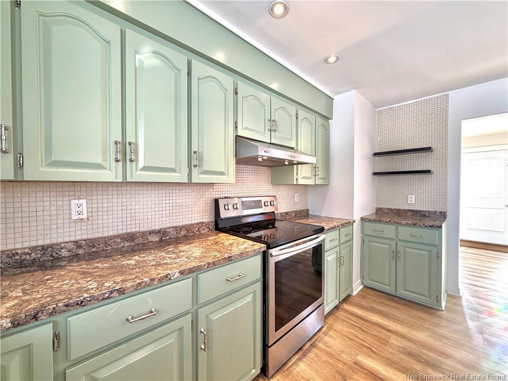 









960


MSGR Godin

,
Bathurst,




NB
E2A 4E6

