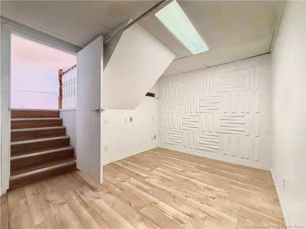 









960


MSGR Godin

,
Bathurst,




NB
E2A 4E6

