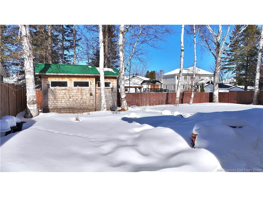 









960


MSGR Godin

,
Bathurst,




NB
E2A 4E6

