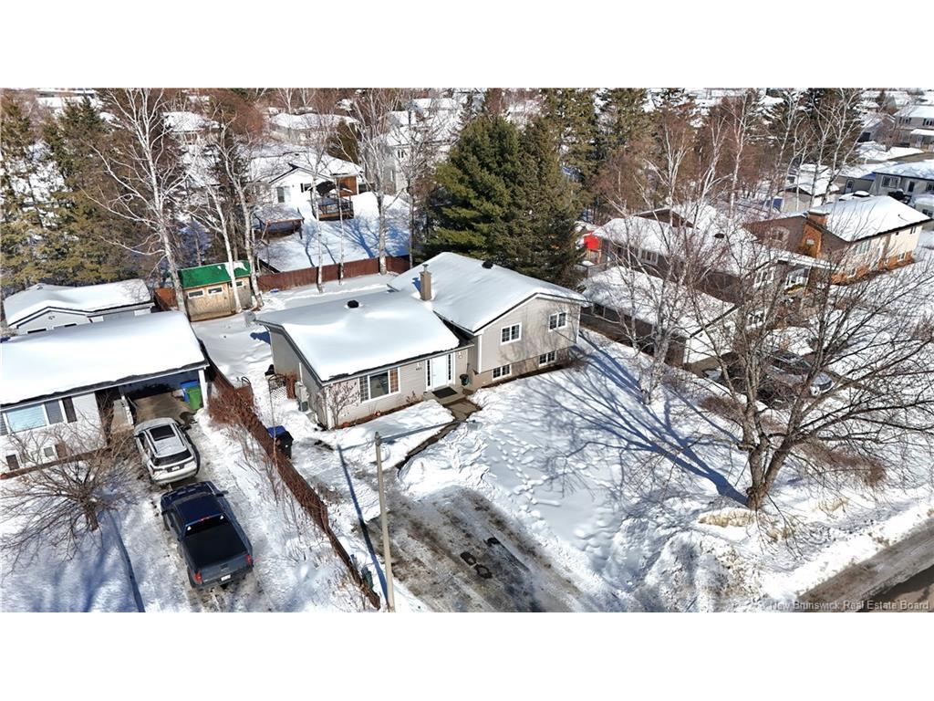 









960


MSGR Godin

,
Bathurst,




NB
E2A 4E6

