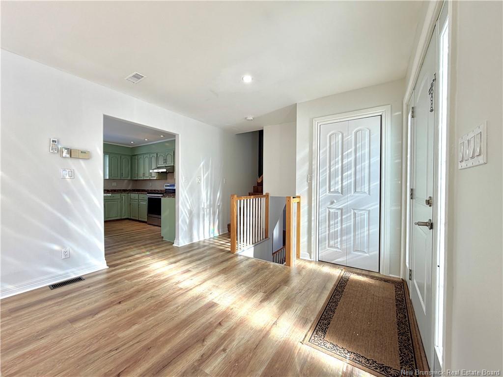 









960


MSGR Godin

,
Bathurst,




NB
E2A 4E6

