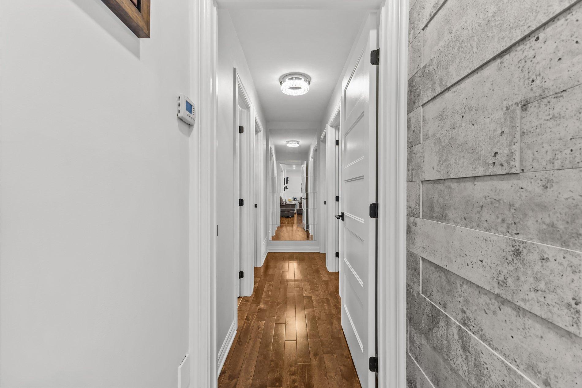 









848


Rue Gilles

,
Laval (Fabreville),




QC
H7P4E8

