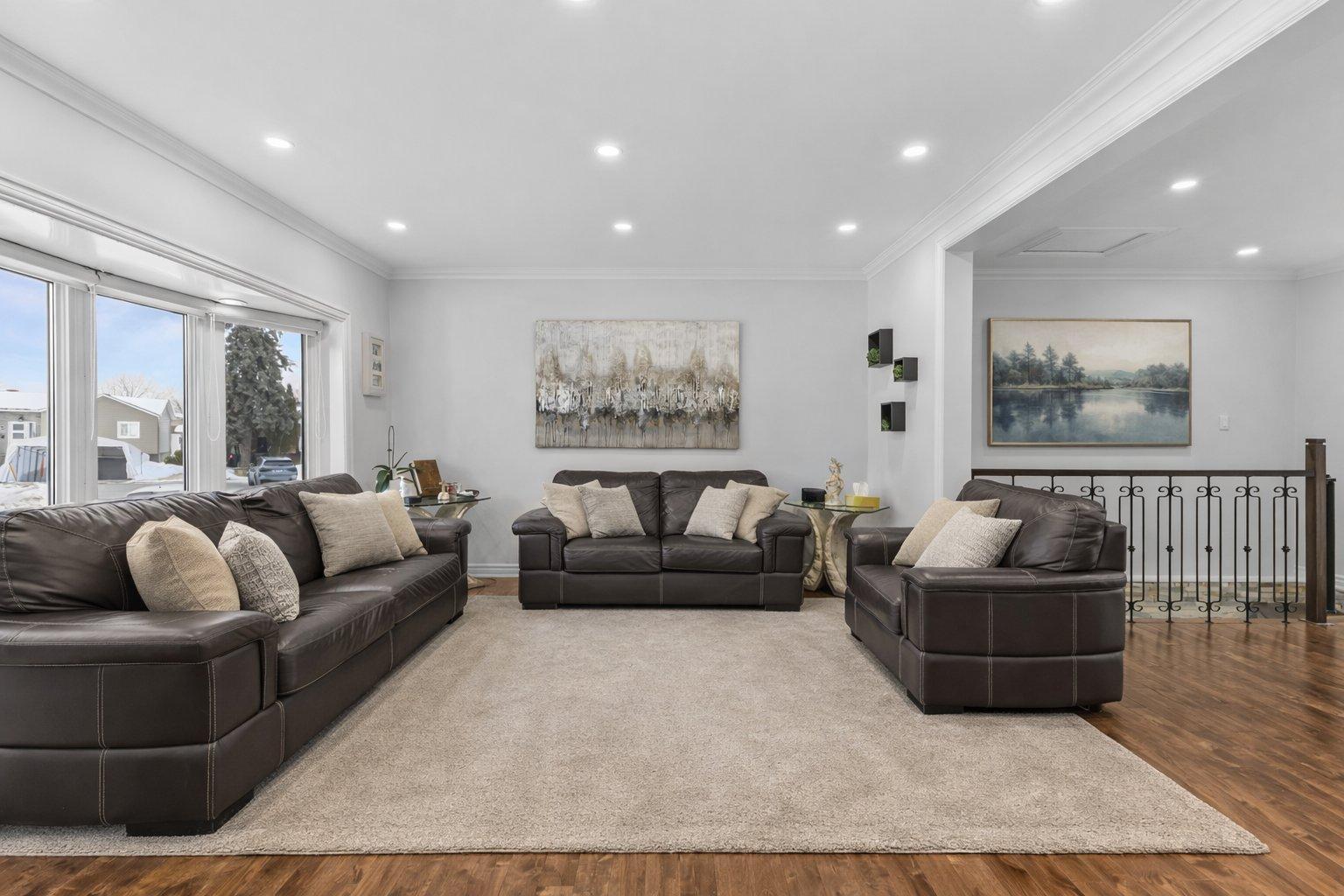 









848


Rue Gilles

,
Laval (Fabreville),




QC
H7P4E8

