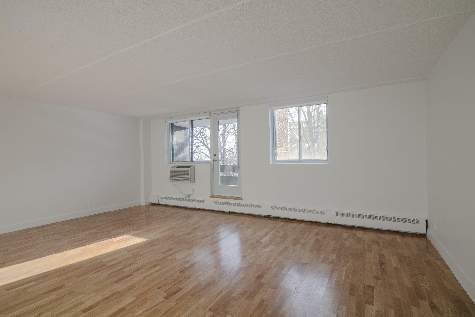 









4800


Boul. De Maisonneuve O.

, 608,
Westmount,




QC
H3Z1M1

