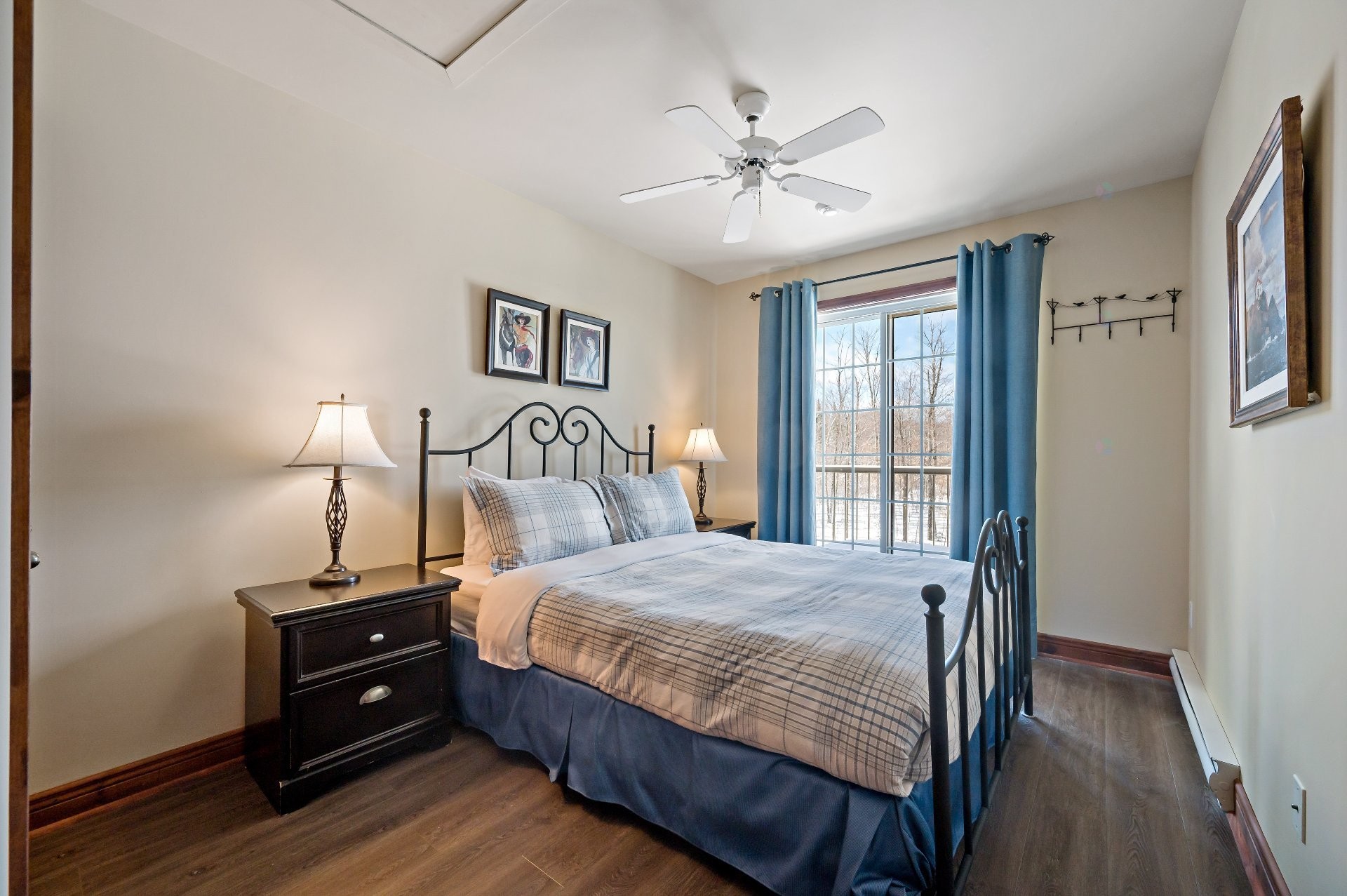 









305


Rue du Mont-Plaisant

, 5,
Mont-Tremblant,




QC
J8E1L2

