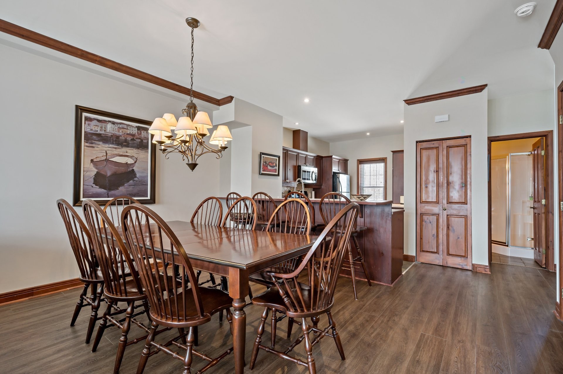 









305


Rue du Mont-Plaisant

, 5,
Mont-Tremblant,




QC
J8E1L2

