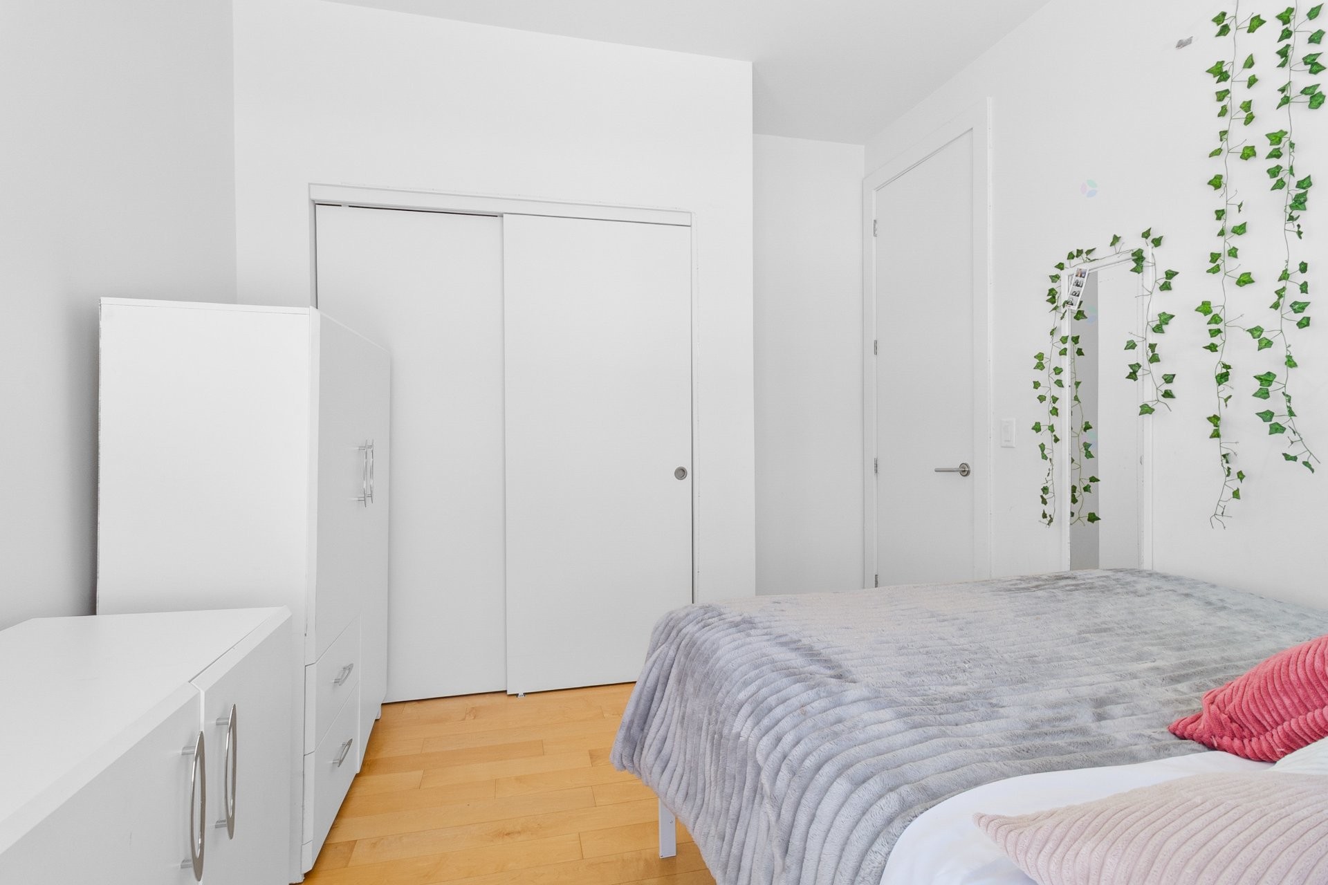 









831


Rue Chancellor

,
Sherbrooke (Les Nations),




QC
J1L0G2

