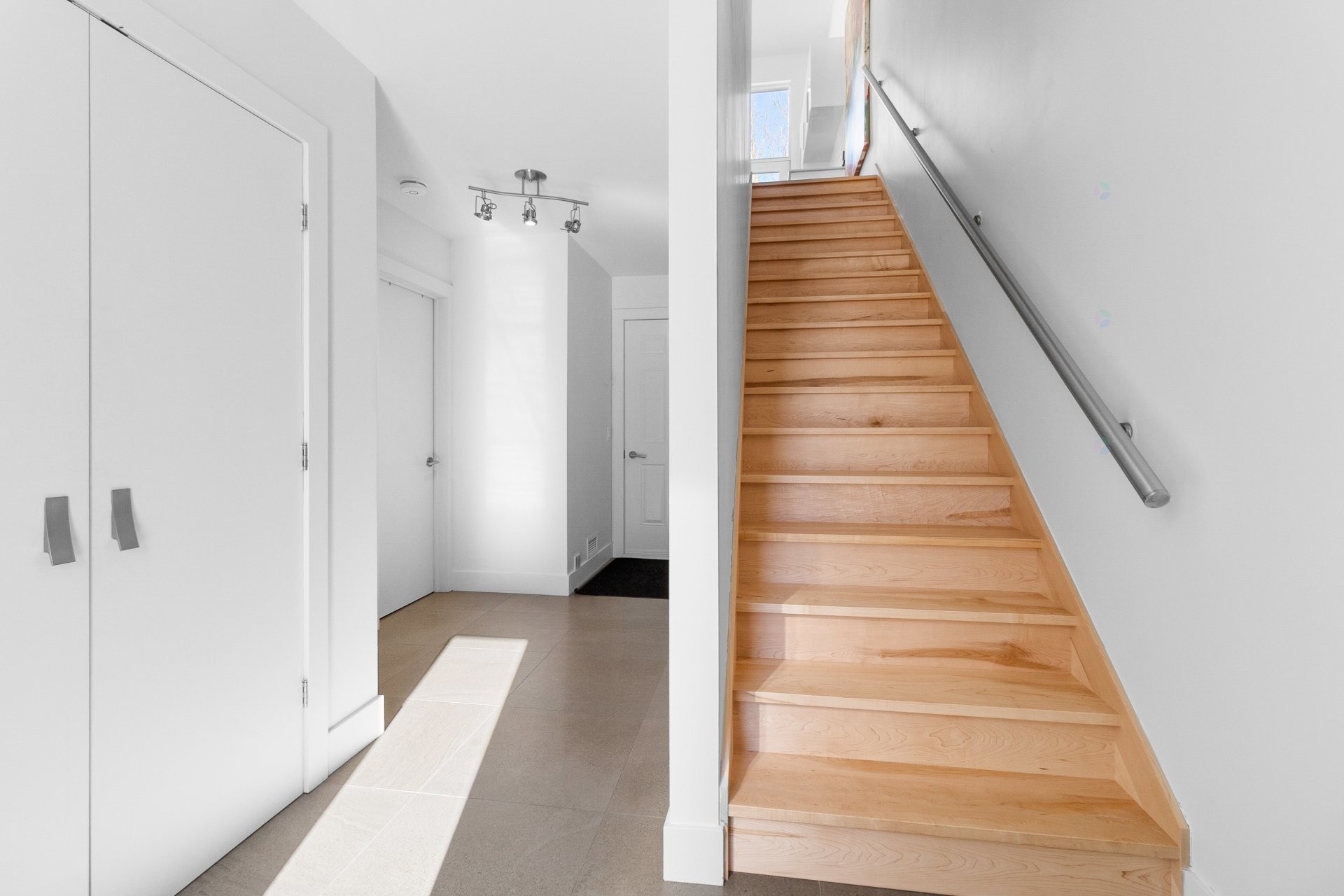 









831


Rue Chancellor

,
Sherbrooke (Les Nations),




QC
J1L0G2

