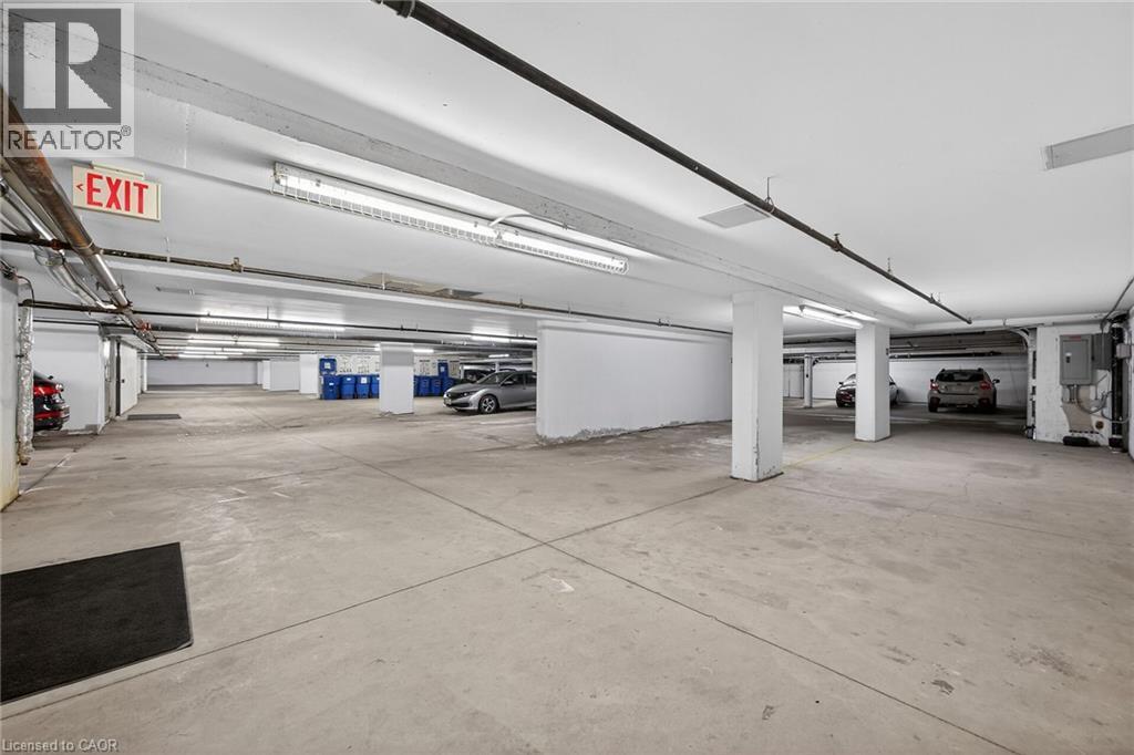 












908 MOHAWK Road E Unit# 308

,
Hamilton,




Ontario
L8T2R8

