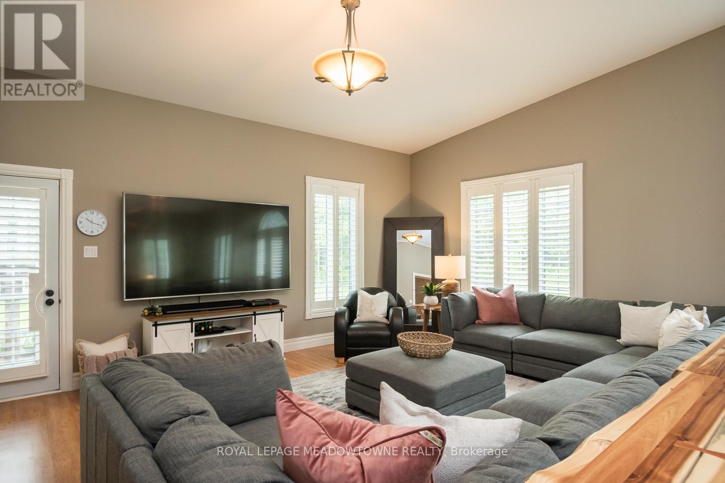 












5169 WELLINGTON 125 ROAD

,
Erin,




Ontario
L7J2L8

