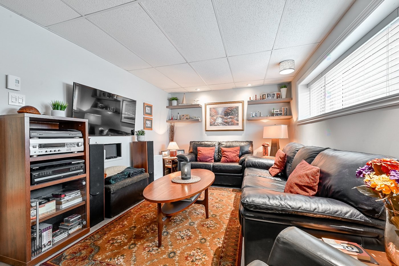 









111


Rue Jubilee

,
Longueuil (Greenfield Park),




QC
J4V3A7

