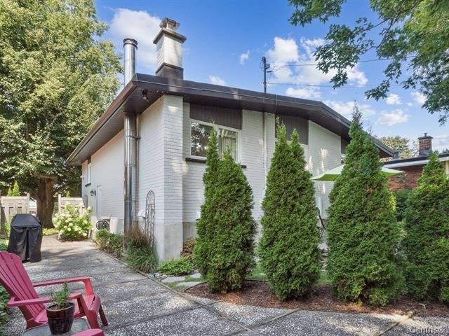 









111


Rue Jubilee

,
Longueuil (Greenfield Park),




QC
J4V3A7

