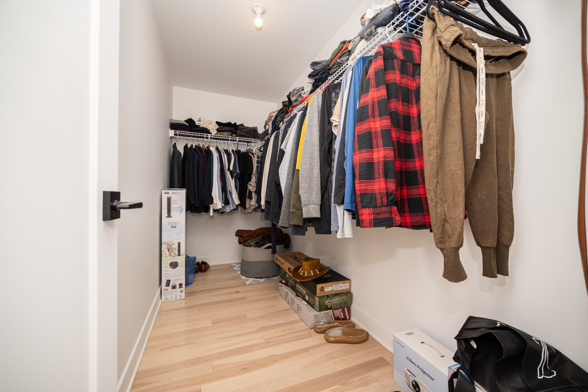 









13359Z


Boul. Gouin O.

,
Montréal (Pierrefonds-Roxboro),




QC
H8Z1X5

