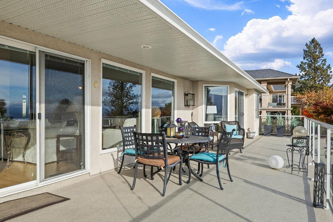 









3576


Apple Way

Boulevard,
West Kelowna,




BC
V4T 1Y7

