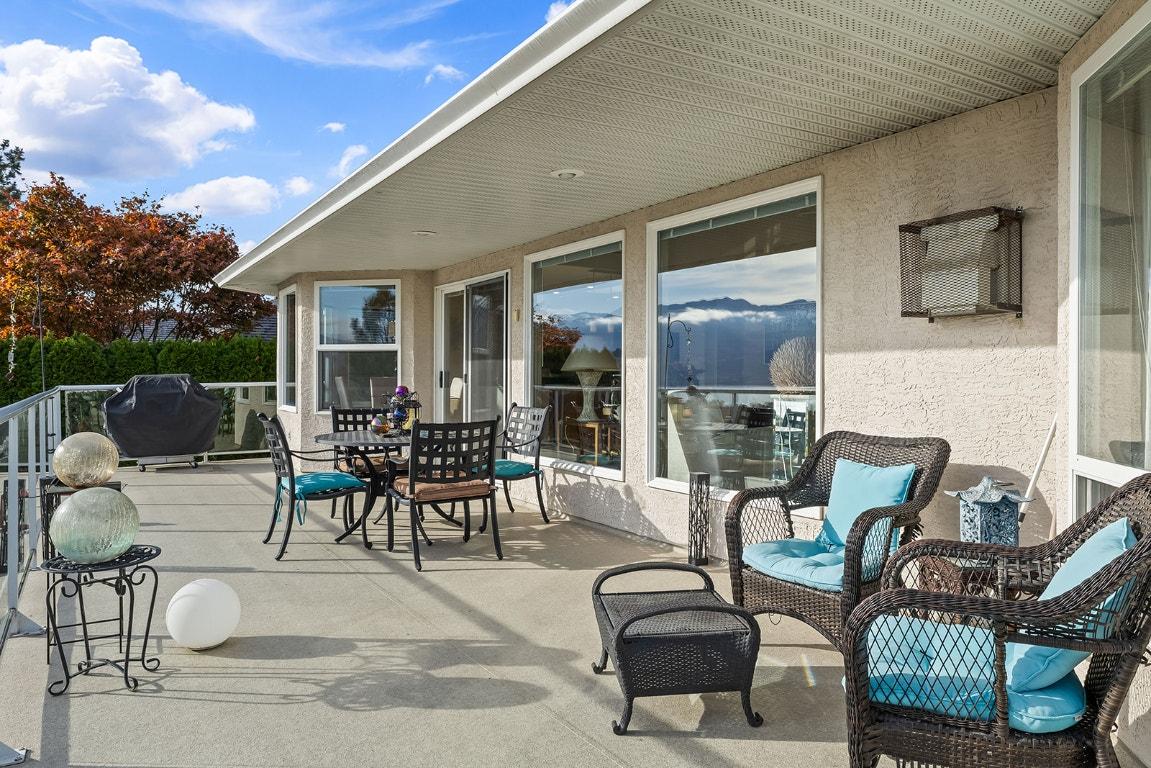 









3576


Apple Way

Boulevard,
West Kelowna,




BC
V4T 1Y7

