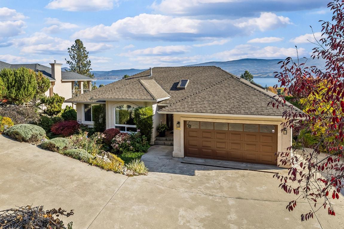 









3576


Apple Way

Boulevard,
West Kelowna,




BC
V4T 1Y7

