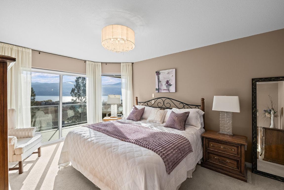 









3576


Apple Way

Boulevard,
West Kelowna,




BC
V4T 1Y7


