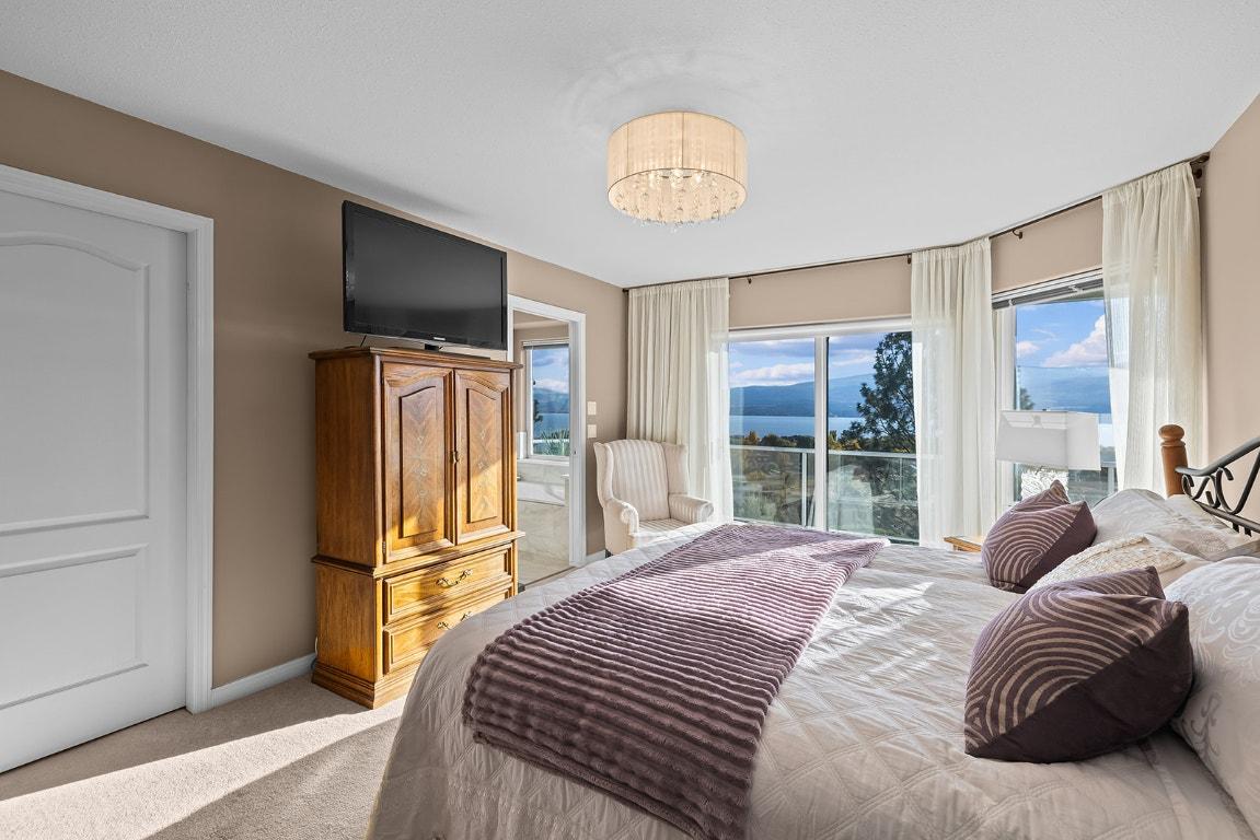 









3576


Apple Way

Boulevard,
West Kelowna,




BC
V4T 1Y7

