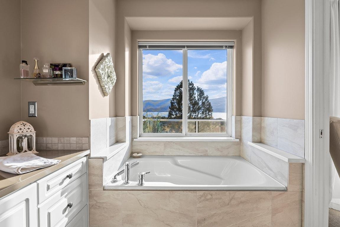 









3576


Apple Way

Boulevard,
West Kelowna,




BC
V4T 1Y7

