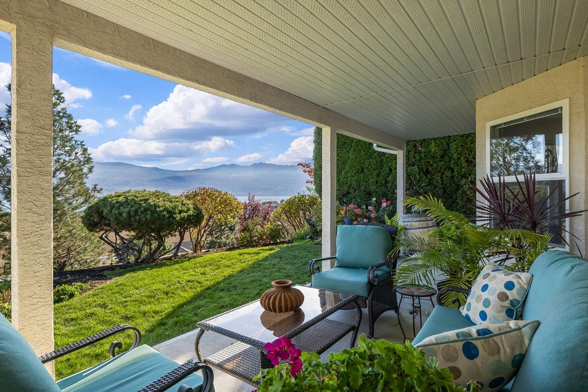 









3576


Apple Way

Boulevard,
West Kelowna,




BC
V4T 1Y7

