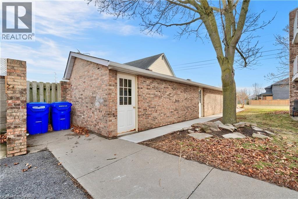 












1061 VANSICKLE Road N Unit# 303B

,
St. Catharines,




Ontario
L2M2X4

