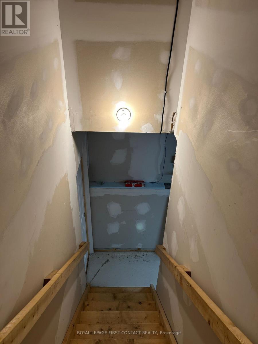 












1041 WELCH ROAD

,
Minden Hills,




Ontario
K0M2K0

