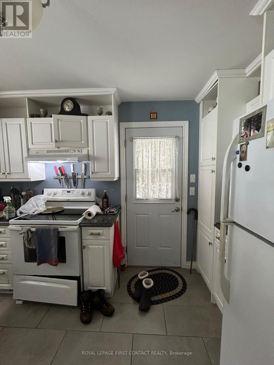 












1041 WELCH ROAD

,
Minden Hills,




Ontario
K0M2K0

