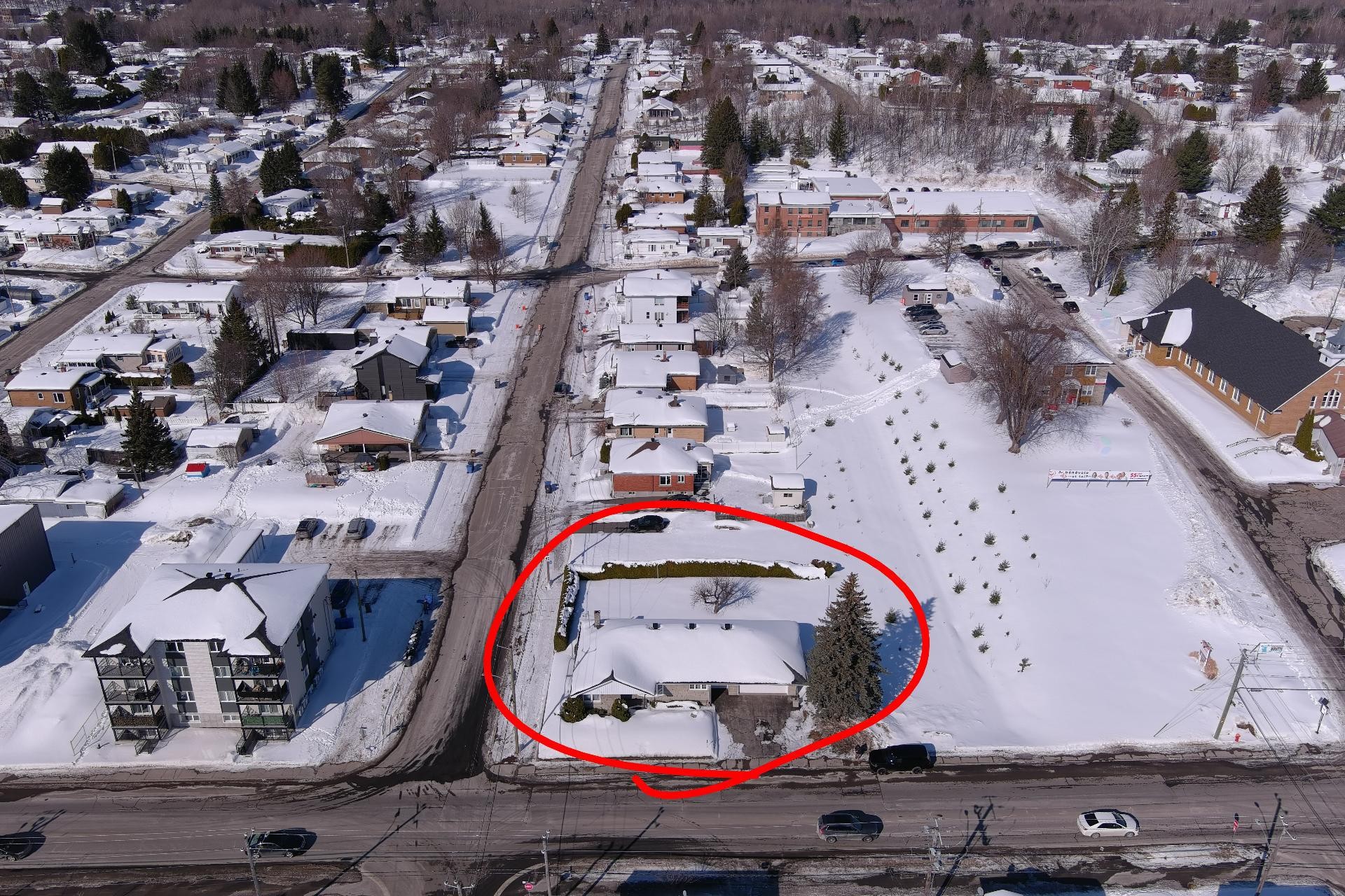 









4303


Boul. des Hêtres

,
Shawinigan,




QC
G9N4V5


