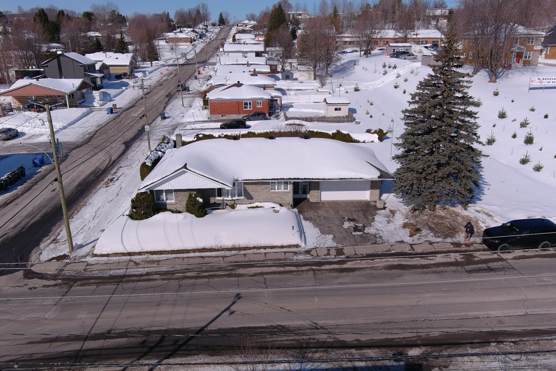 









4303


Boul. des Hêtres

,
Shawinigan,




QC
G9N4V5

