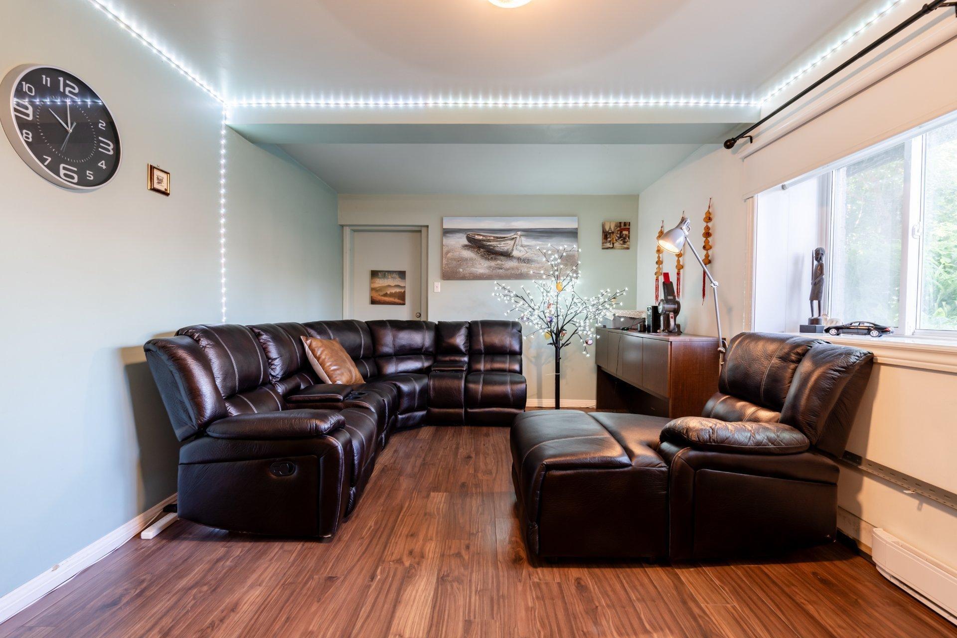 









9267


Boul. LaSalle

, 9,
Montréal (LaSalle),




QC
H8R2M6

