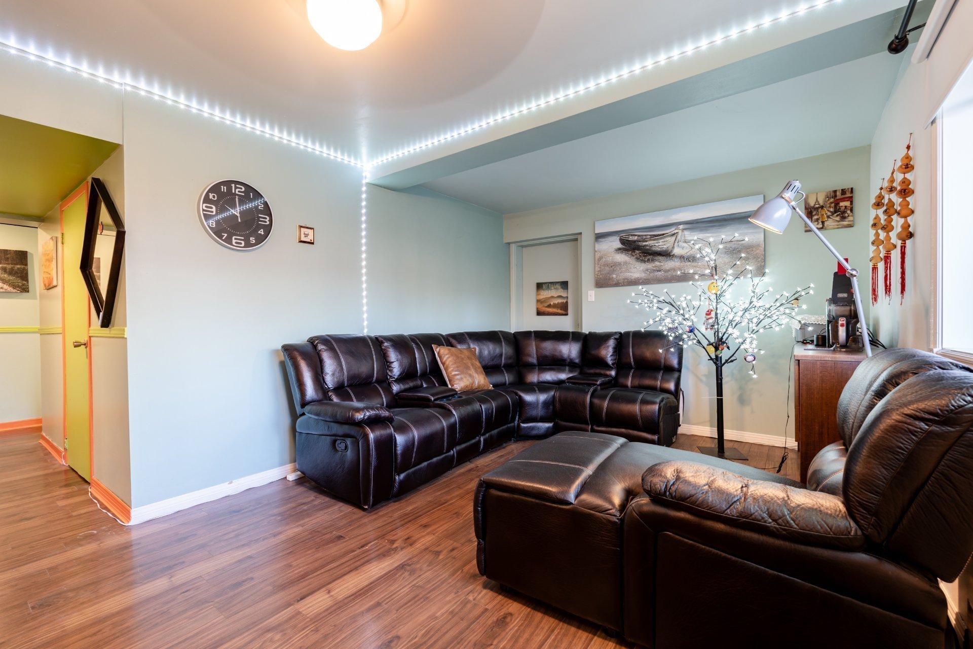 









9267


Boul. LaSalle

, 9,
Montréal (LaSalle),




QC
H8R2M6

