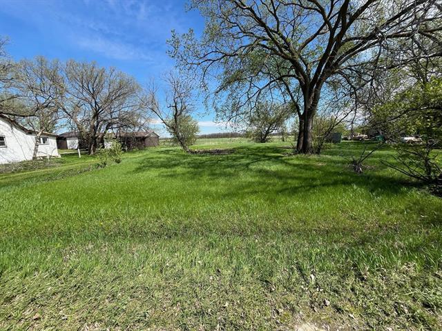 









116


Alloway

AVE,
St Laurent,







MB
R0C 2S0

