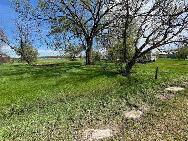 









116


Alloway

AVE,
St Laurent,







MB
R0C 2S0

