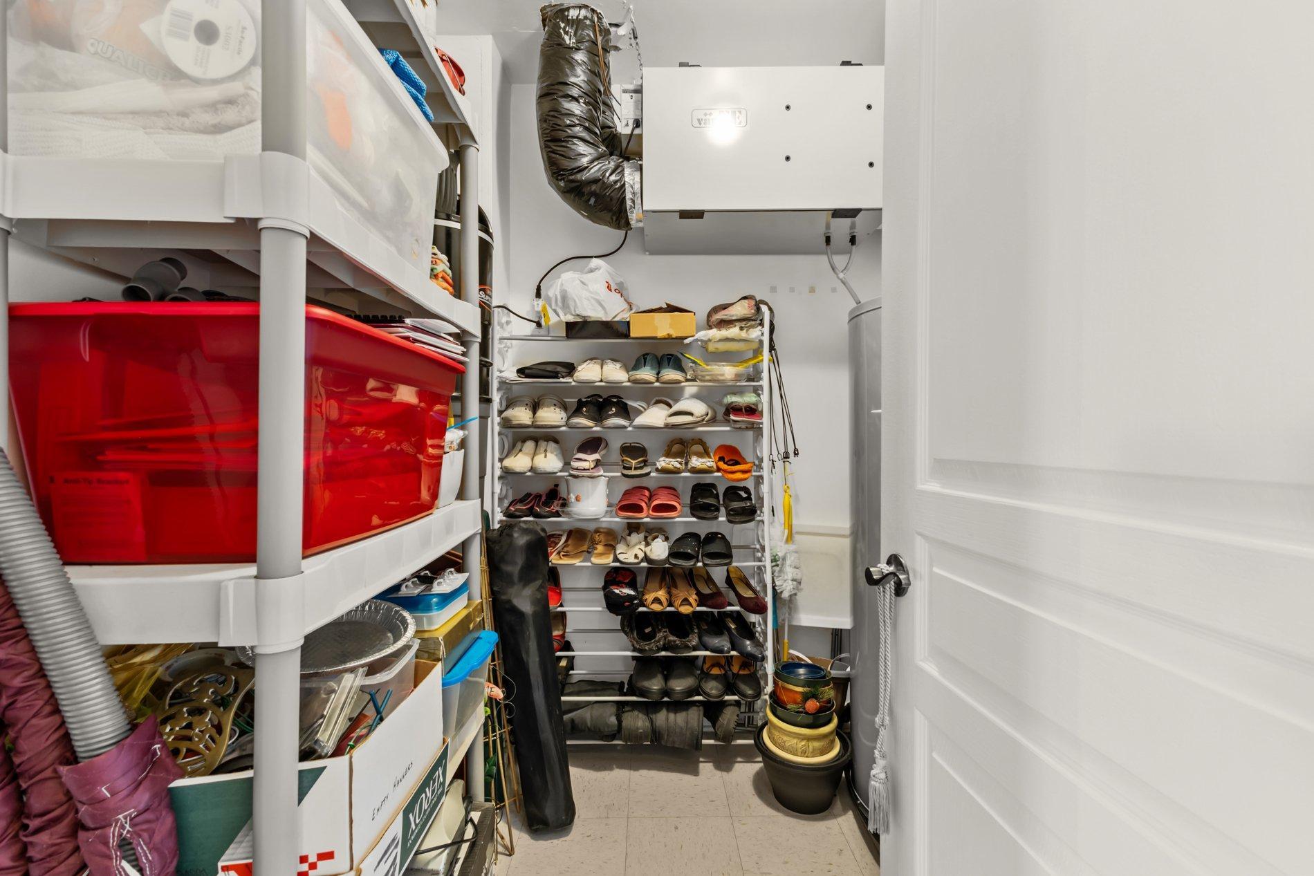 









2525


Rue Dutrisac

, 302,
Vaudreuil-Dorion,




QC
J7V9W7

