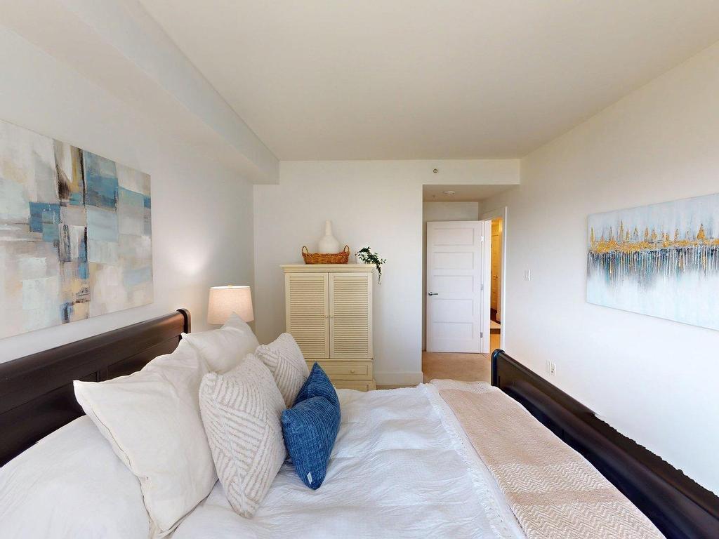 












504 15 Kings Wharf Place

,
Dartmouth,




NS
B2Y 0C2

