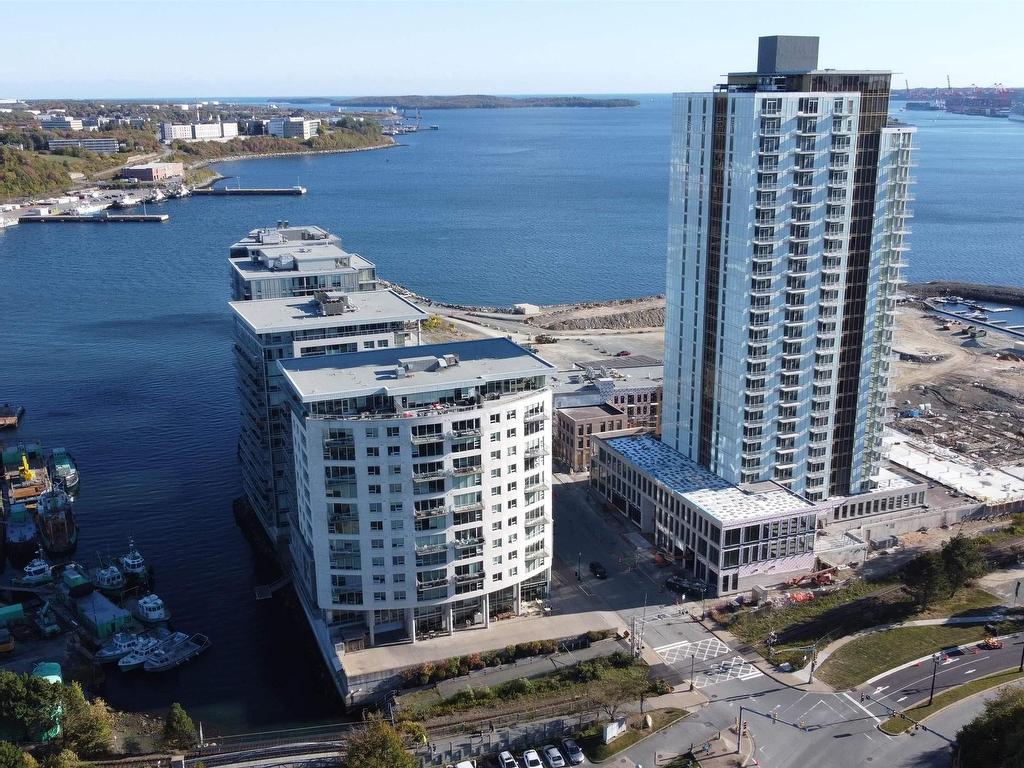 












504 15 Kings Wharf Place

,
Dartmouth,




NS
B2Y 0C2

