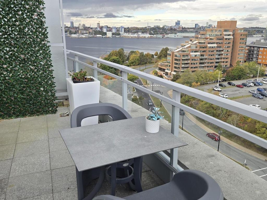 












504 15 Kings Wharf Place

,
Dartmouth,




NS
B2Y 0C2

