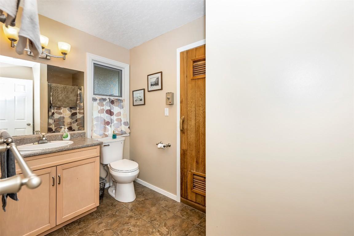 









6463


Blue Jay

Road,
Vernon,




BC
V1H 1W5

