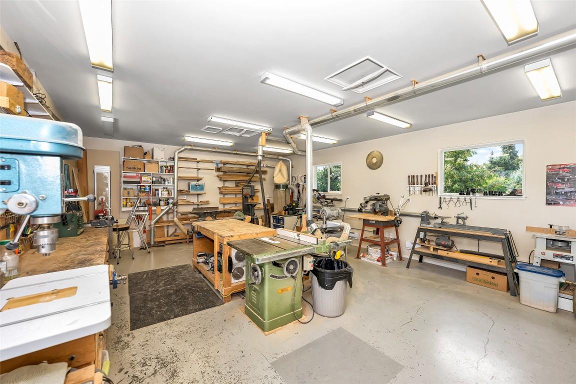 









6463


Blue Jay

Road,
Vernon,




BC
V1H 1W5

