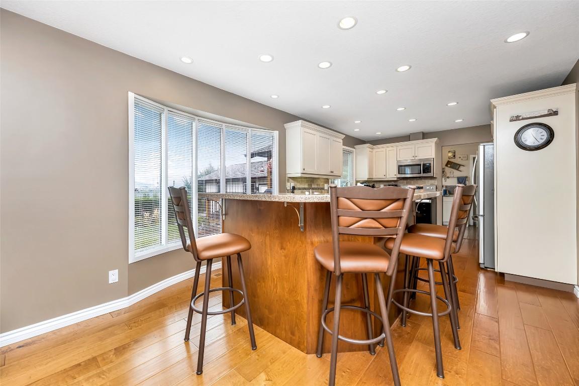 









6463


Blue Jay

Road,
Vernon,




BC
V1H 1W5

