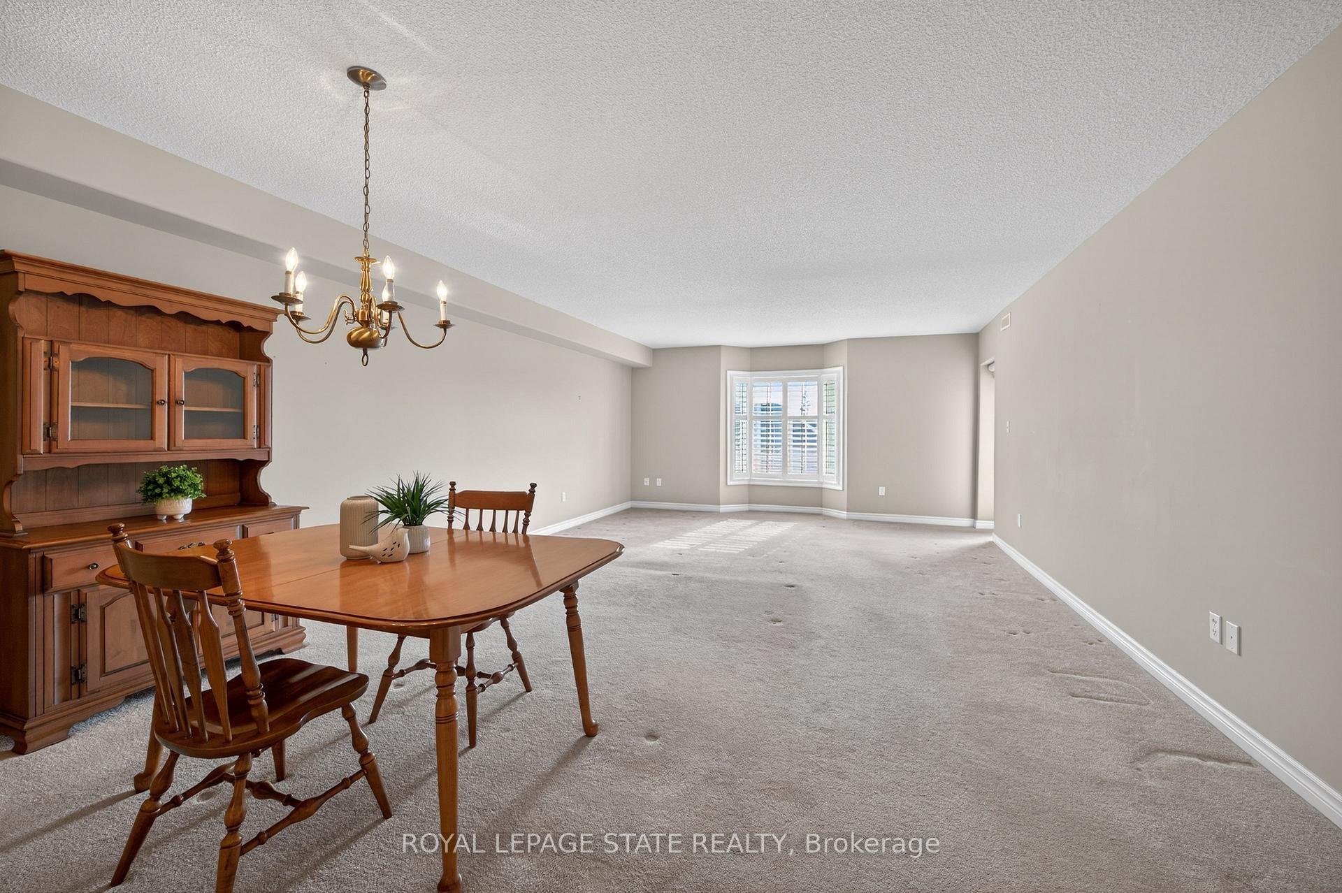 









908


Mohawk

Road East, 308,
Hamilton,




ON
L8T 2R8

