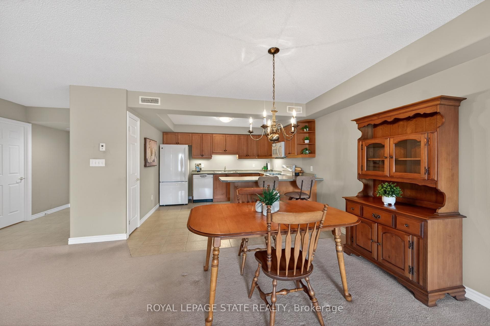 









908


Mohawk

Road East, 308,
Hamilton,




ON
L8T 2R8

