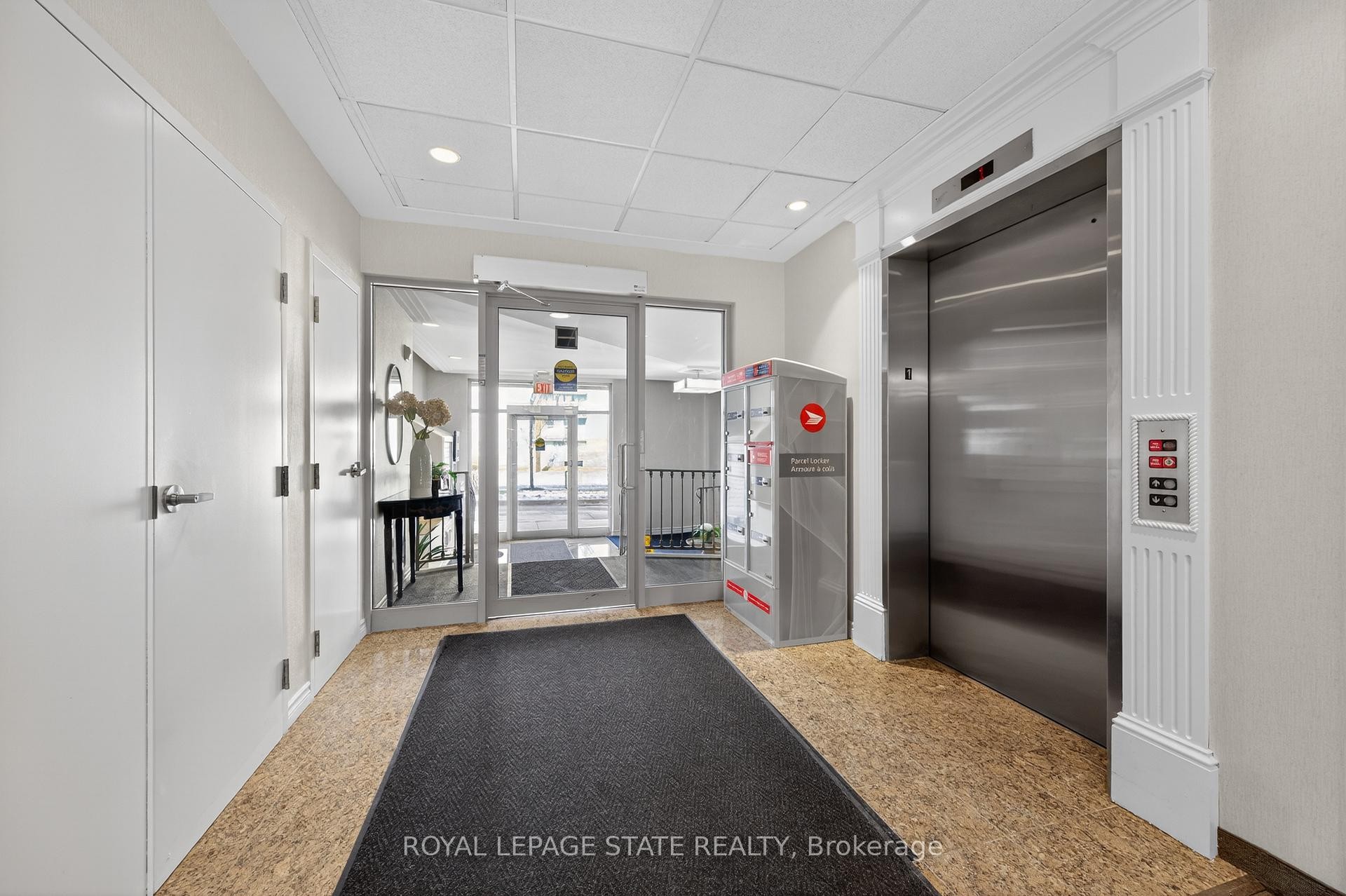 









908


Mohawk

Road East, 308,
Hamilton,




ON
L8T 2R8


